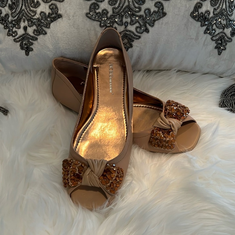 🌺BCBG-Mojave Napa Luxury Flat🌺Size8